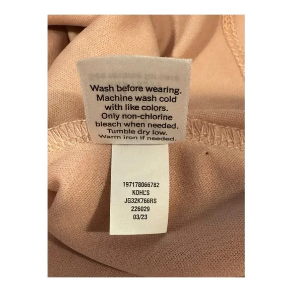 SO Women's Pink Lace Overlay Flutter Sleeve Blouse Size Small Casual Spring - Picture 7 of 8